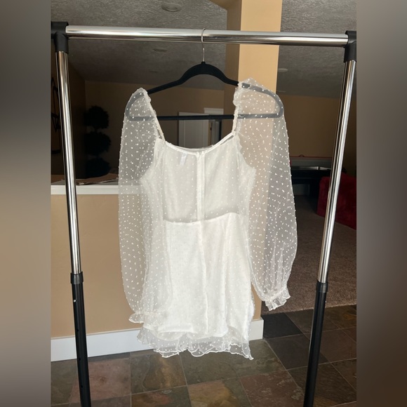 White dress! Never worn! - Picture 2 of 2